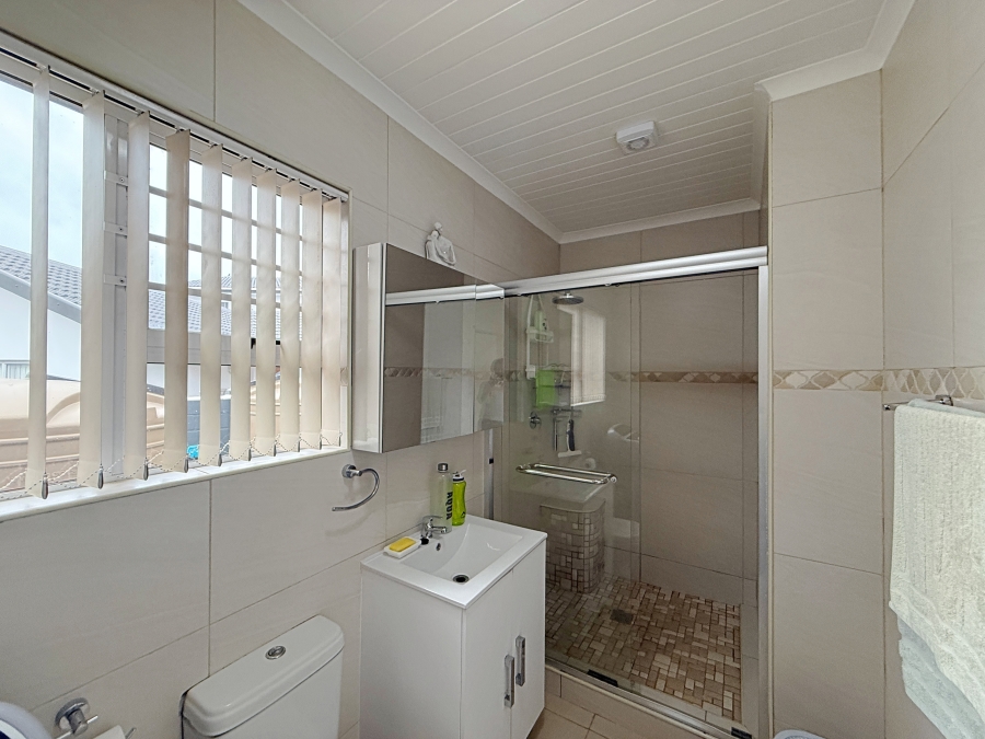 4 Bedroom Property for Sale in Country Club Western Cape